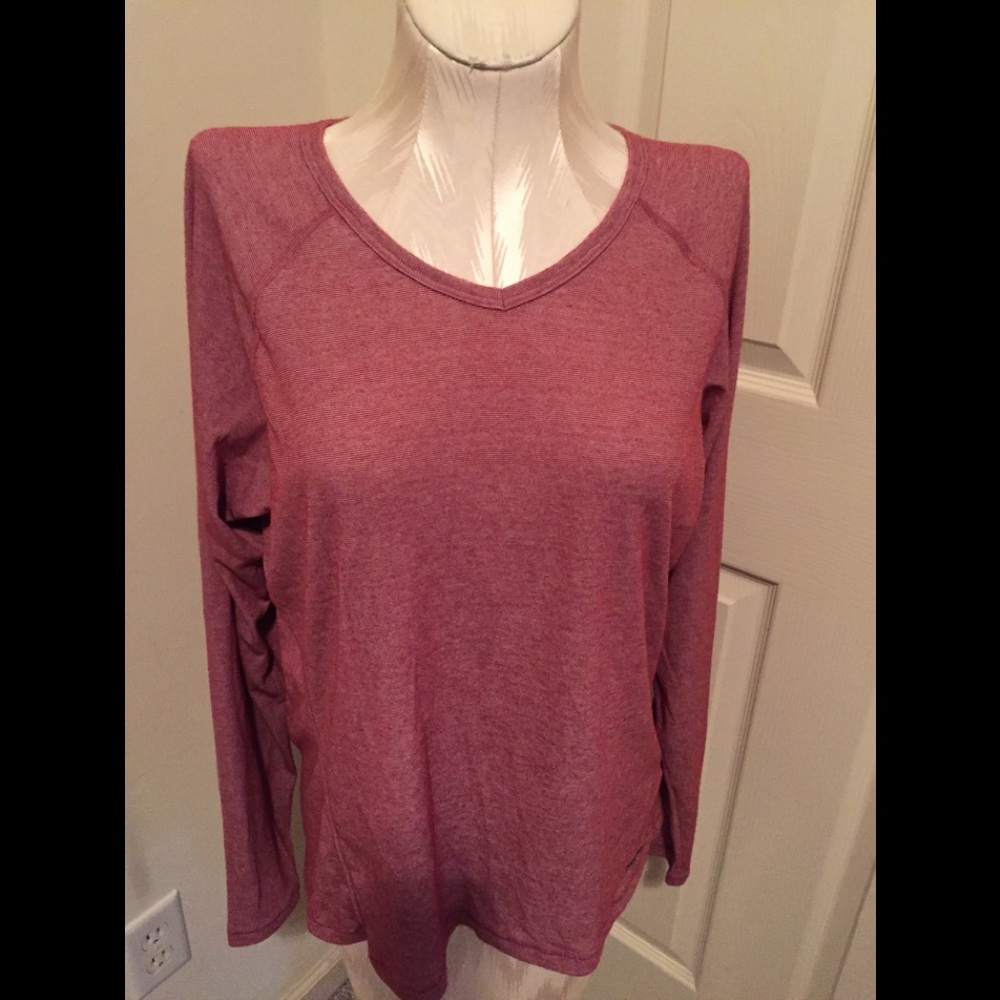 Patagonia 2pc women’s liner set size Large new